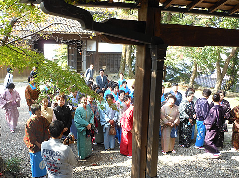 名張市街道イベント「隠（なばり）街道市」行灯点灯