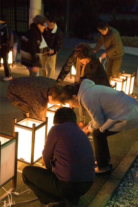 明和町竹川　川柳・俳句行灯点灯式