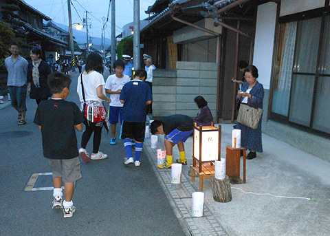 賀市島ヶ原（大和街道）竹灯の宴