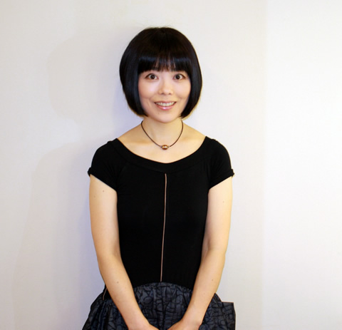 俵万智さんより短歌を寄贈・除幕式