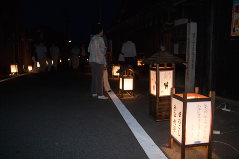 武四郎翁生誕地　川柳・俳句灯点灯