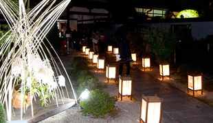 伊賀上野　「あかりサミットｉｎ伊賀」行灯点灯